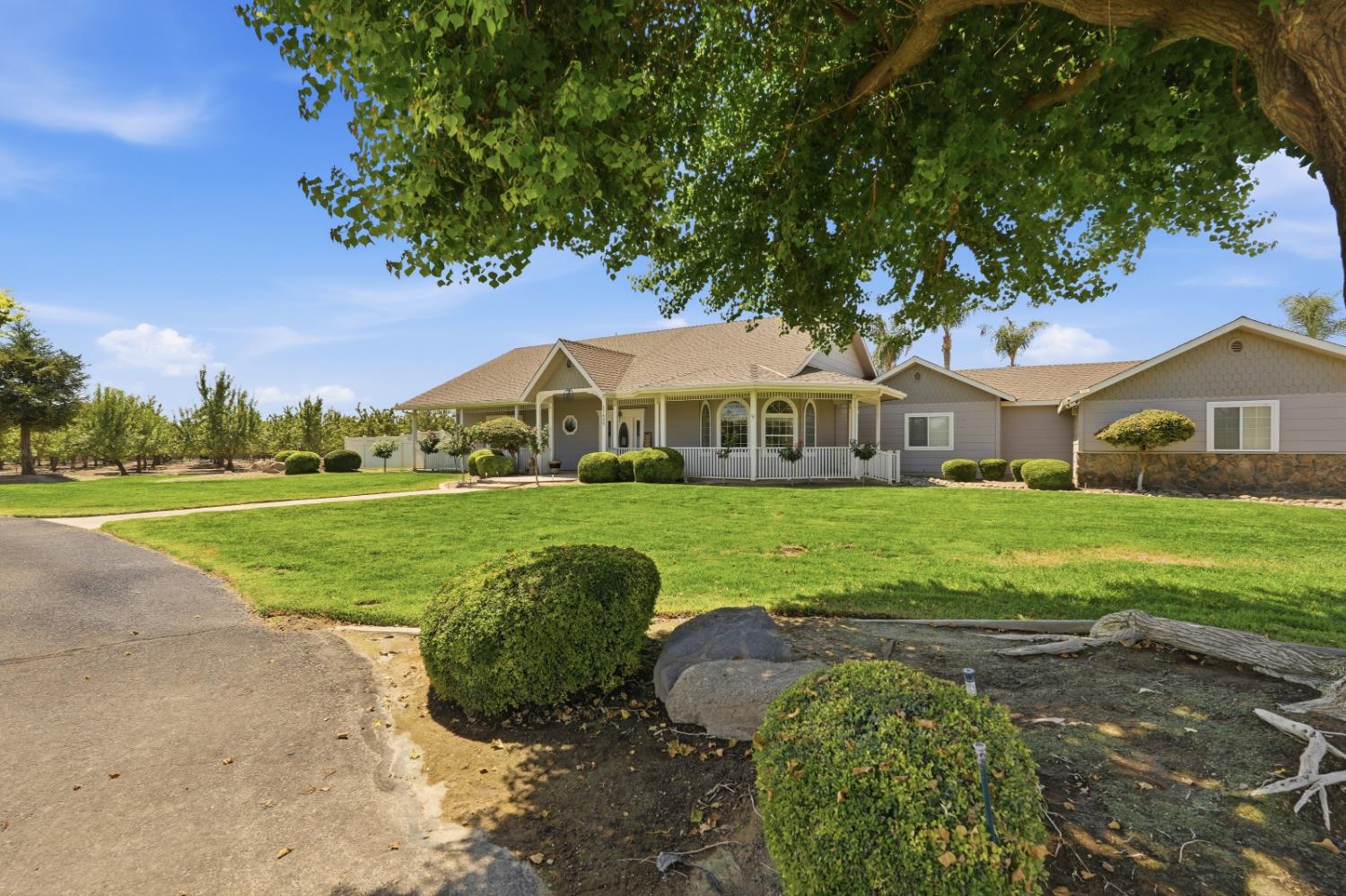 11635 S Amber Ave, Selma, CA 93662