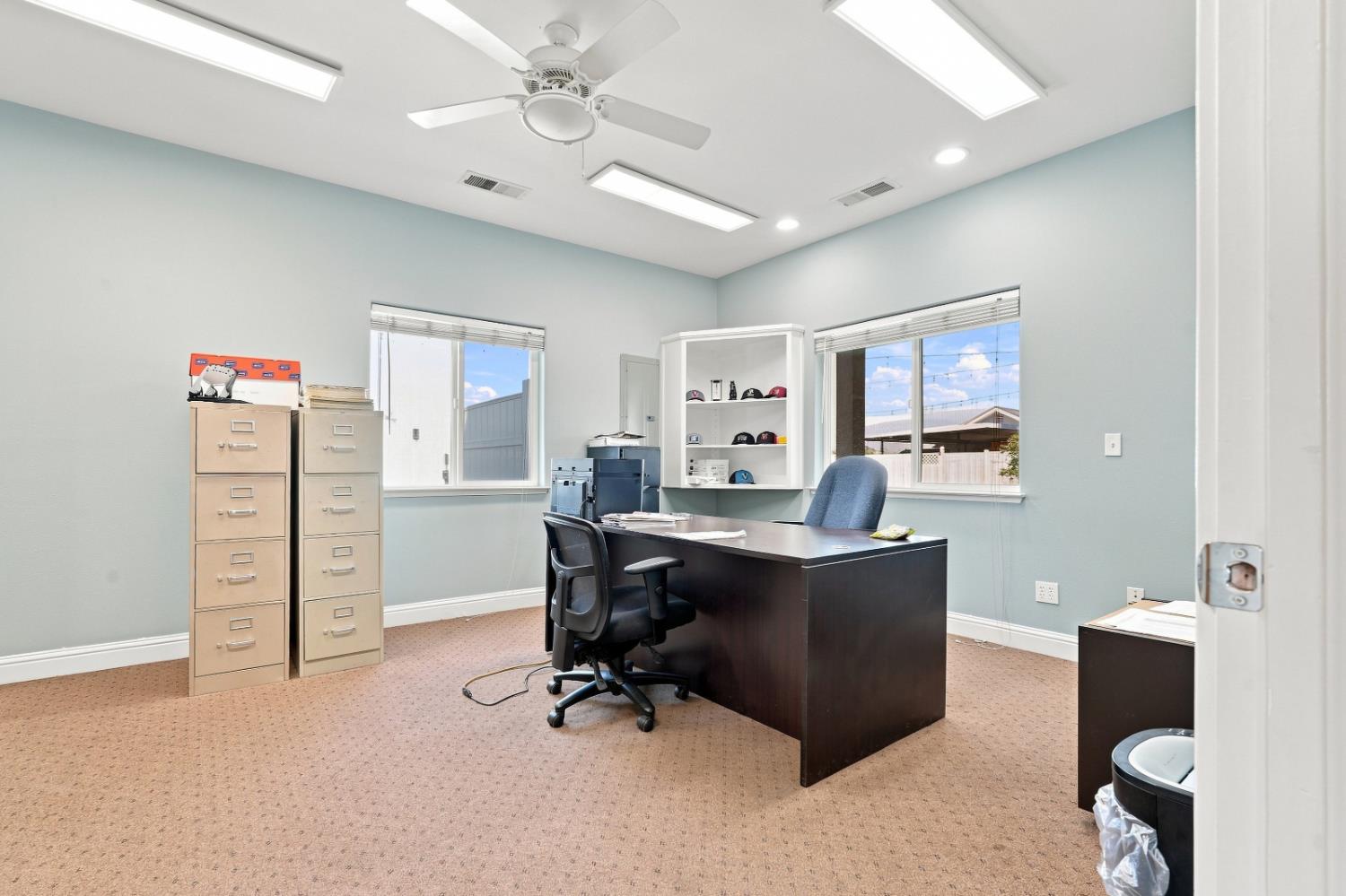 11635 S Amber Ave, Selma, CA 93662