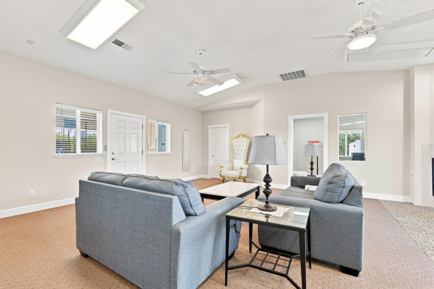 11635 S Amber Ave, Selma, CA 93662