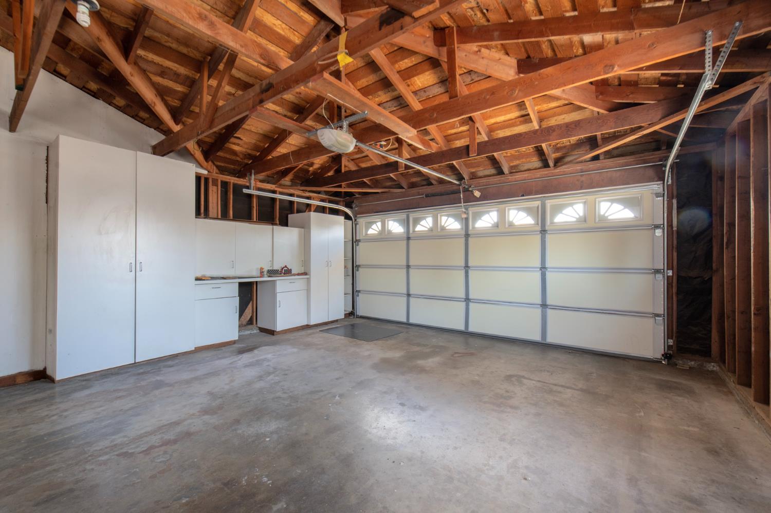 7466 N 4th, Fresno, CA 93704