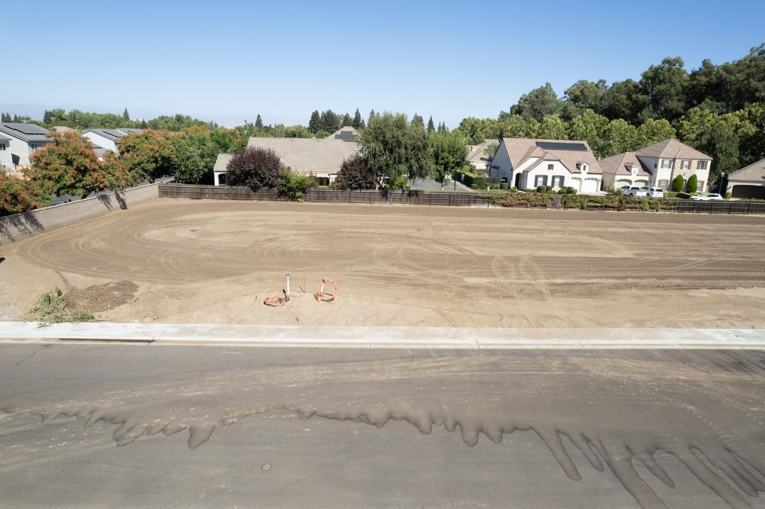 1783 N Preuss Ave, Clovis, CA 93619