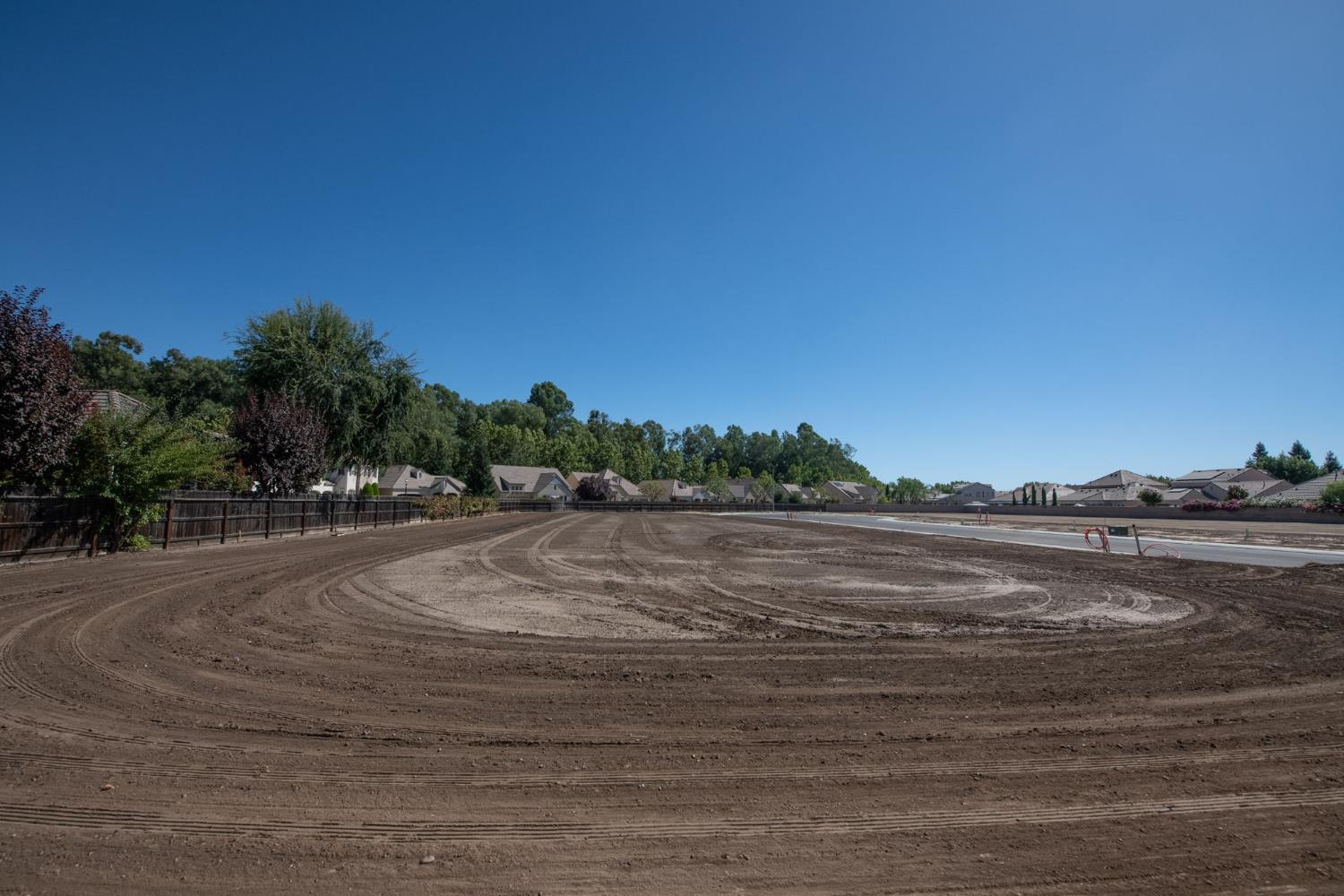 1783 N Preuss Ave, Clovis, CA 93619