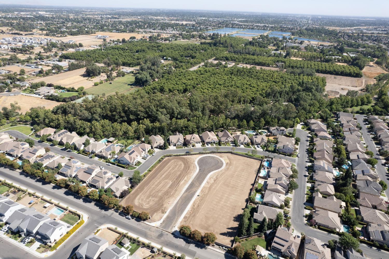 1783 N Preuss Ave, Clovis, CA 93619