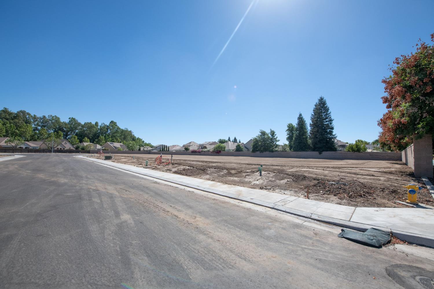 1783 N Preuss Ave, Clovis, CA 93619