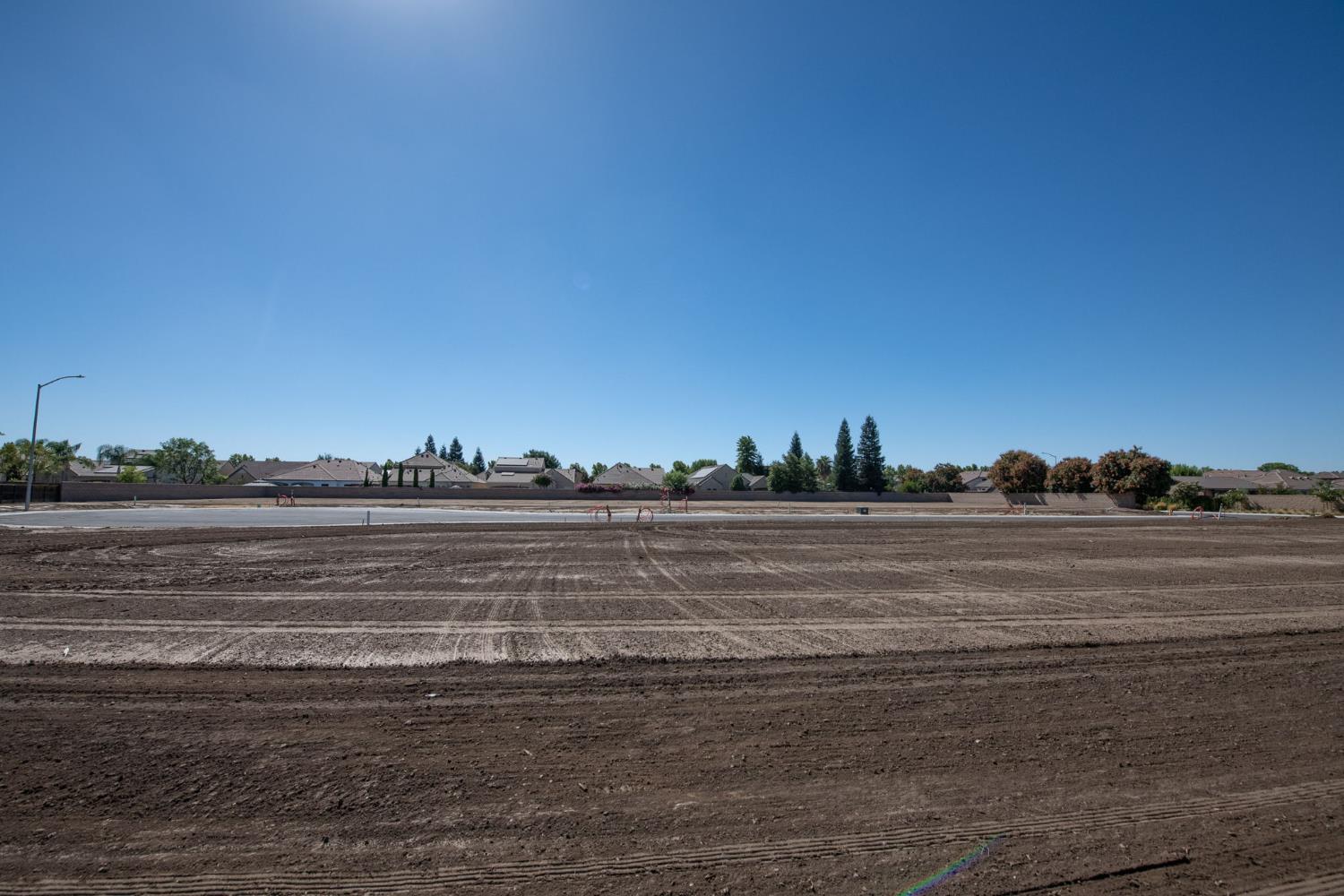1783 N Preuss Ave, Clovis, CA 93619