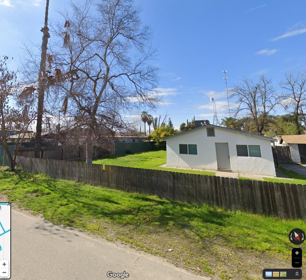 36597 Church, Traver, CA 93673