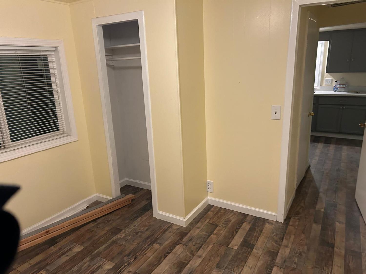 36597 Church, Traver, CA 93673