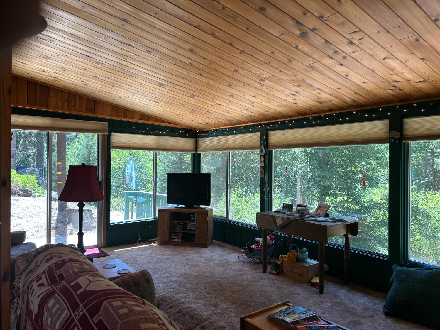 1237 Cedar Ave, Fish Camp, CA 93623