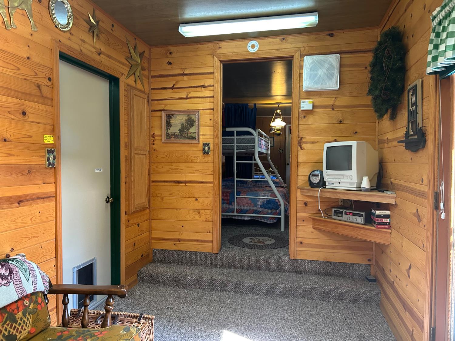 1237 Cedar Ave, Fish Camp, CA 93623