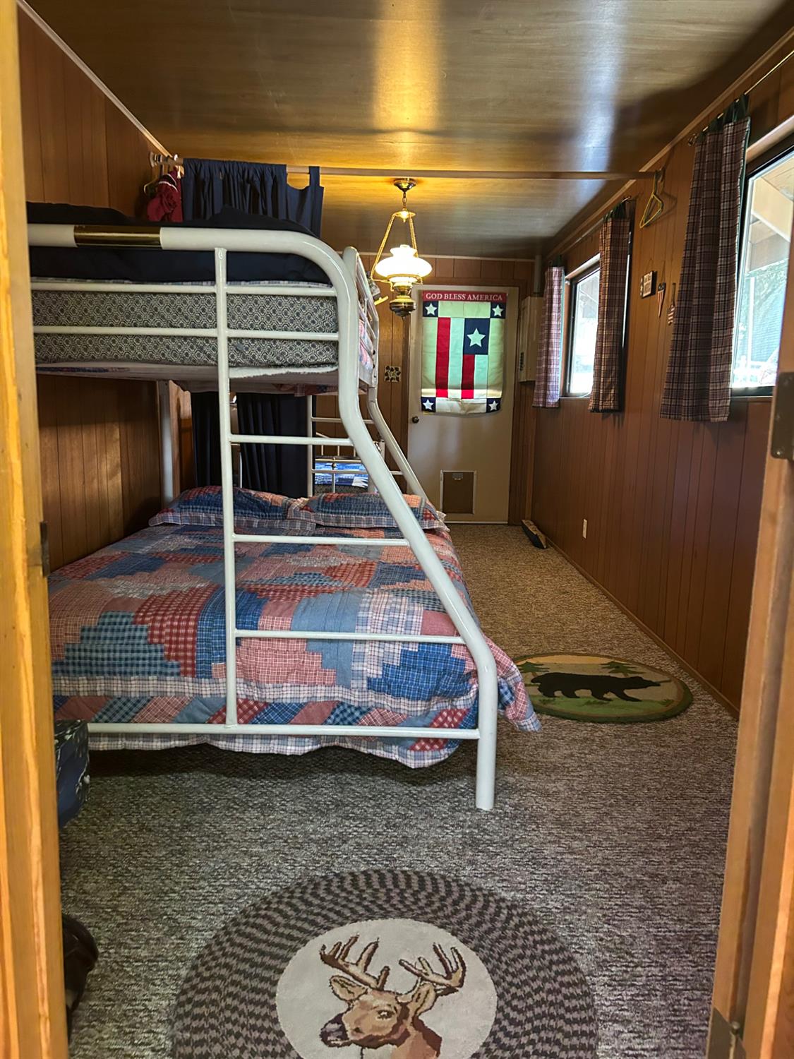 1237 Cedar Ave, Fish Camp, CA 93623
