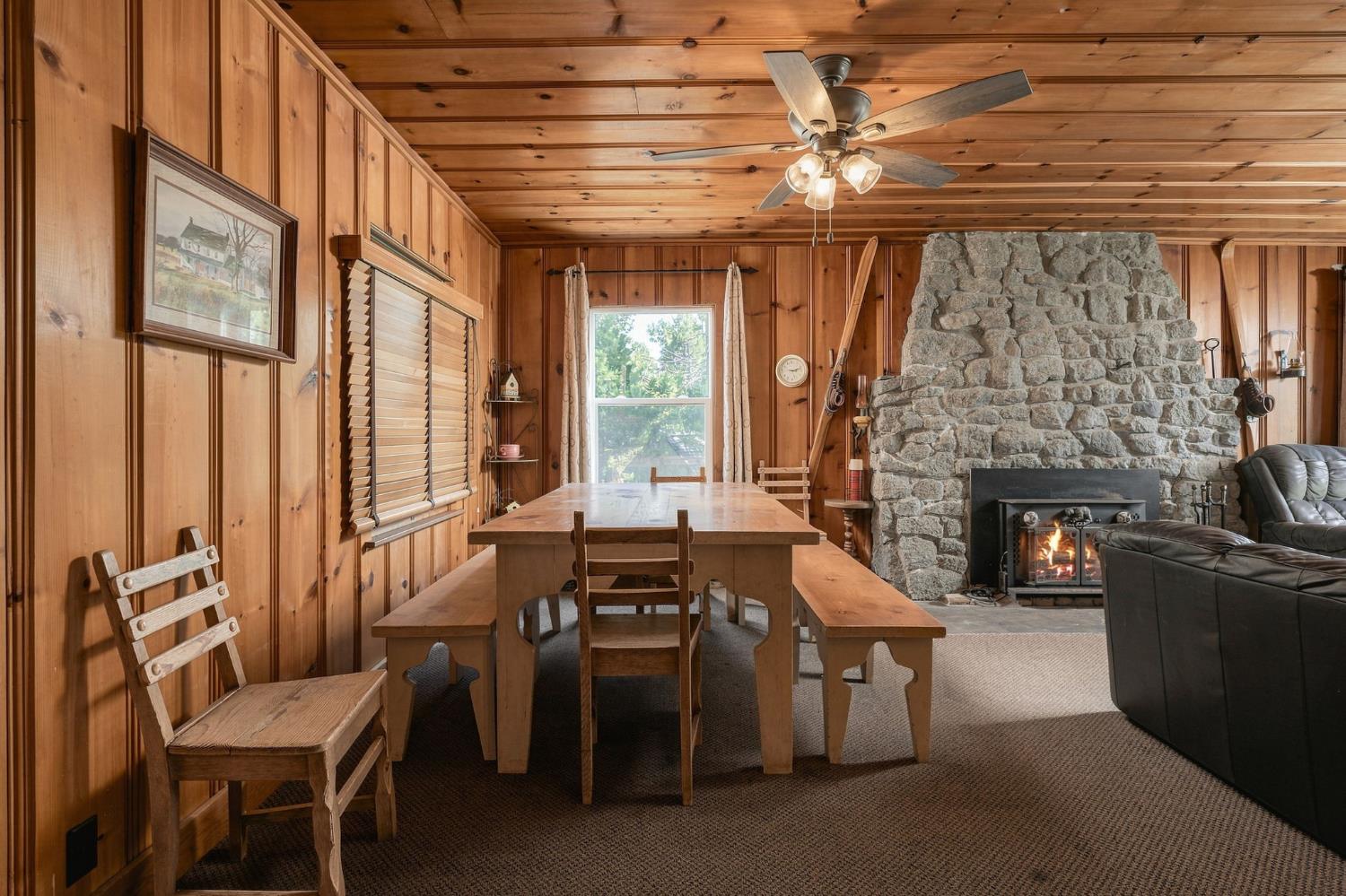 42151 Madrone Ln, Shaver Lake, CA 93664
