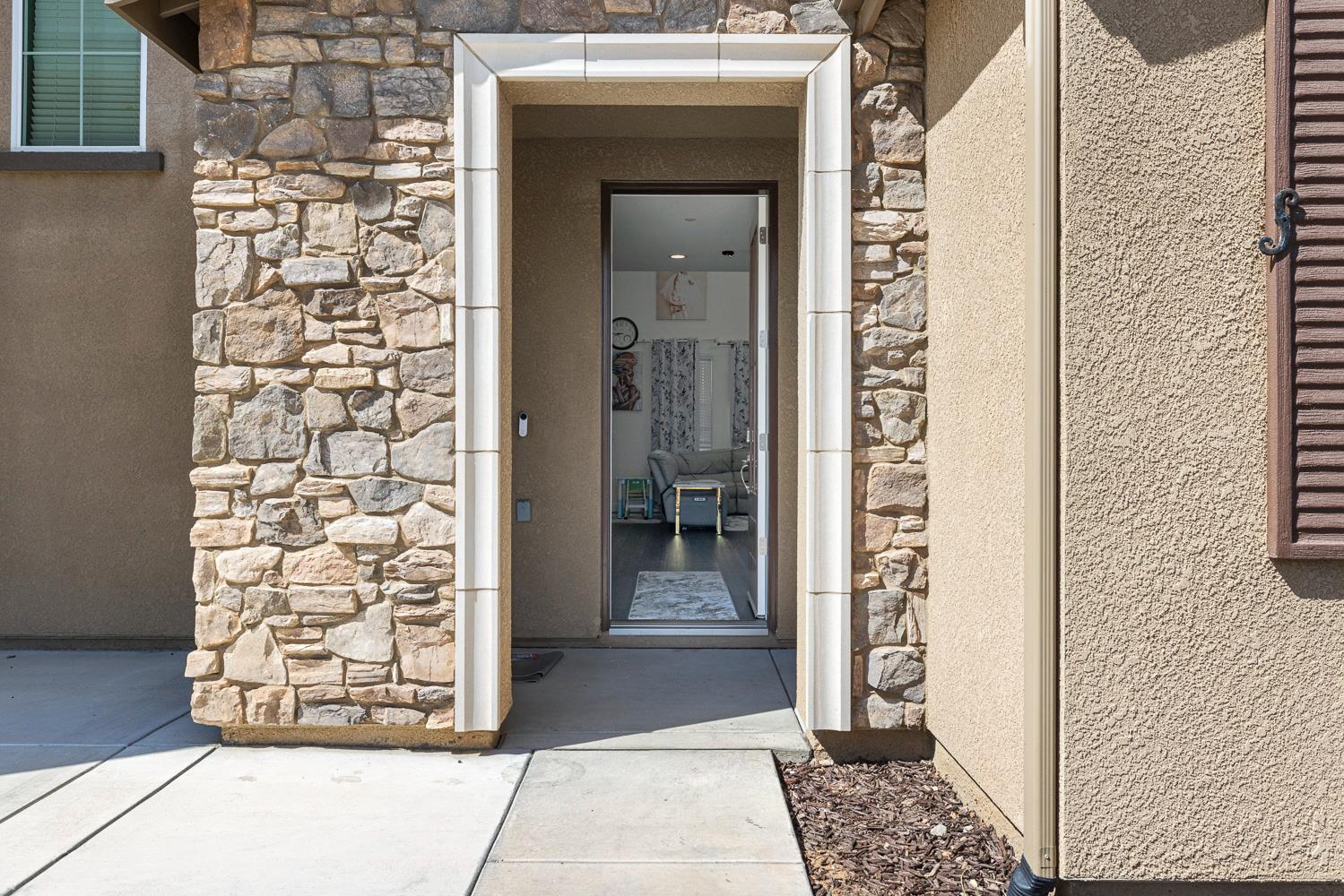 4167 Poe Ave, Clovis, CA 93619