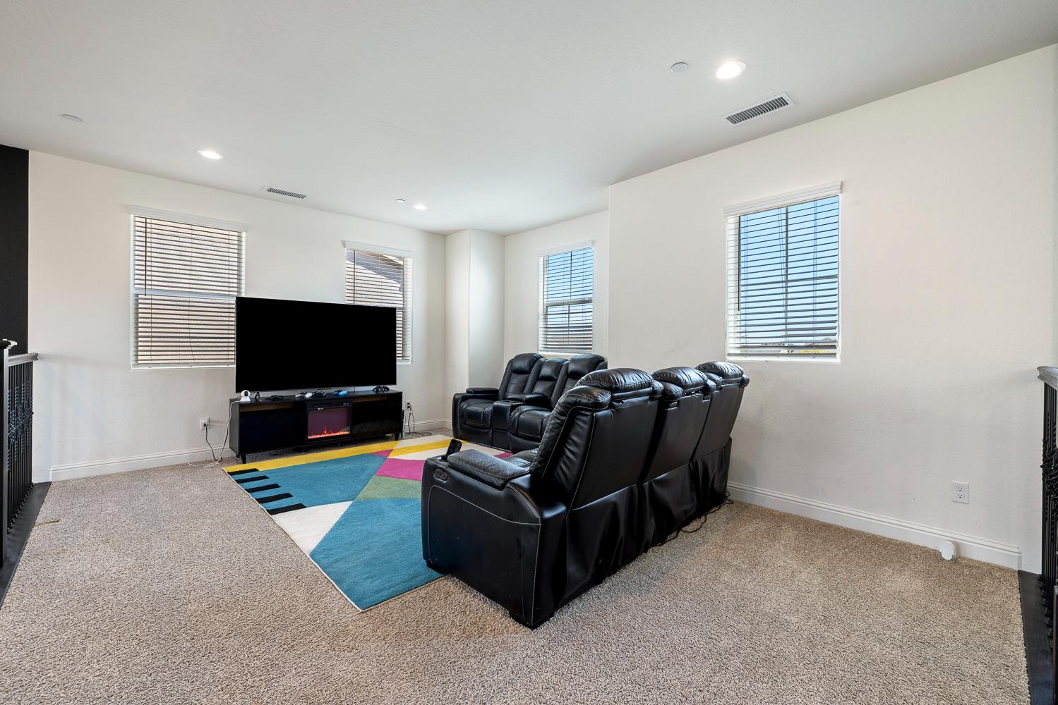 4167 Poe Ave, Clovis, CA 93619