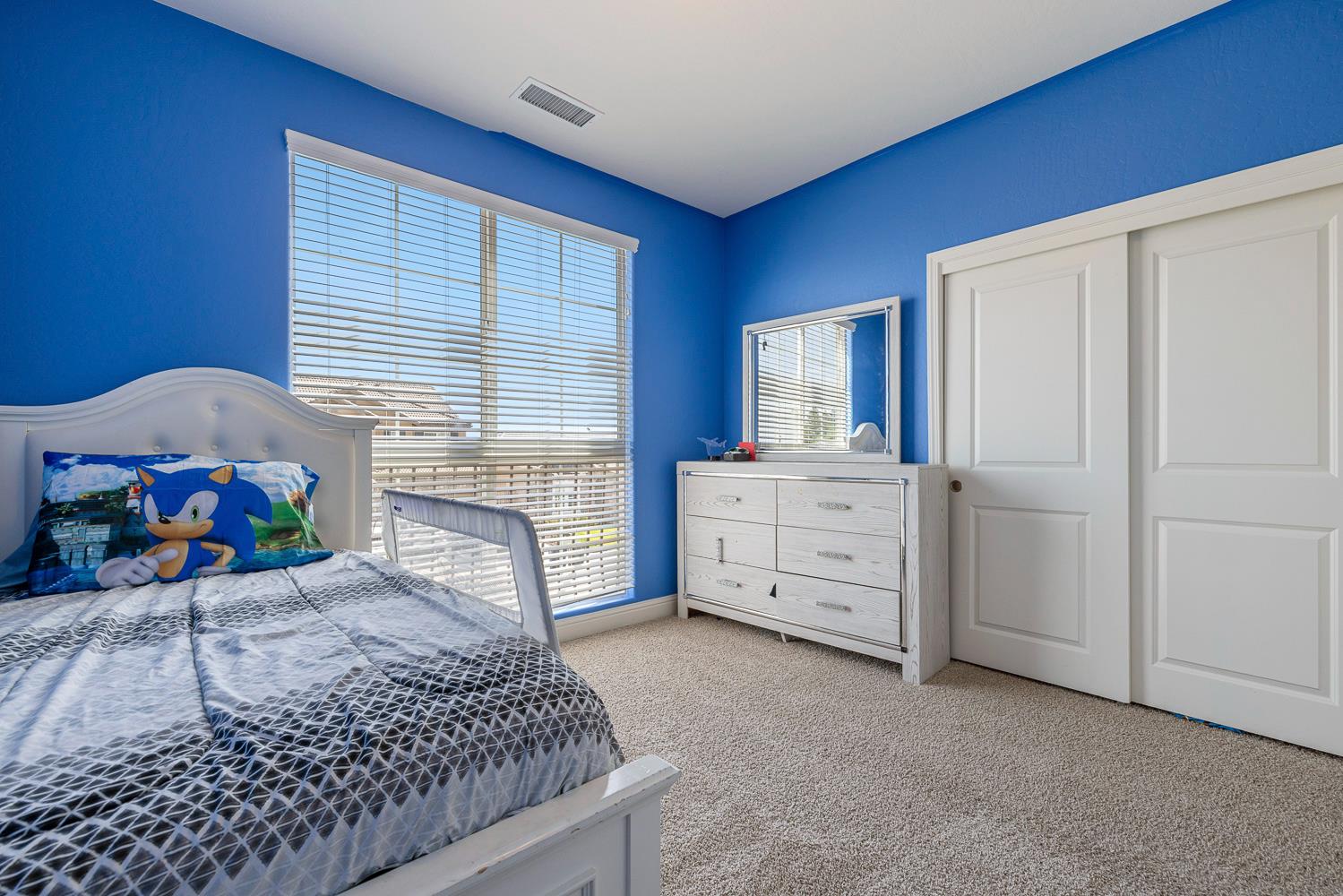 4167 Poe Ave, Clovis, CA 93619