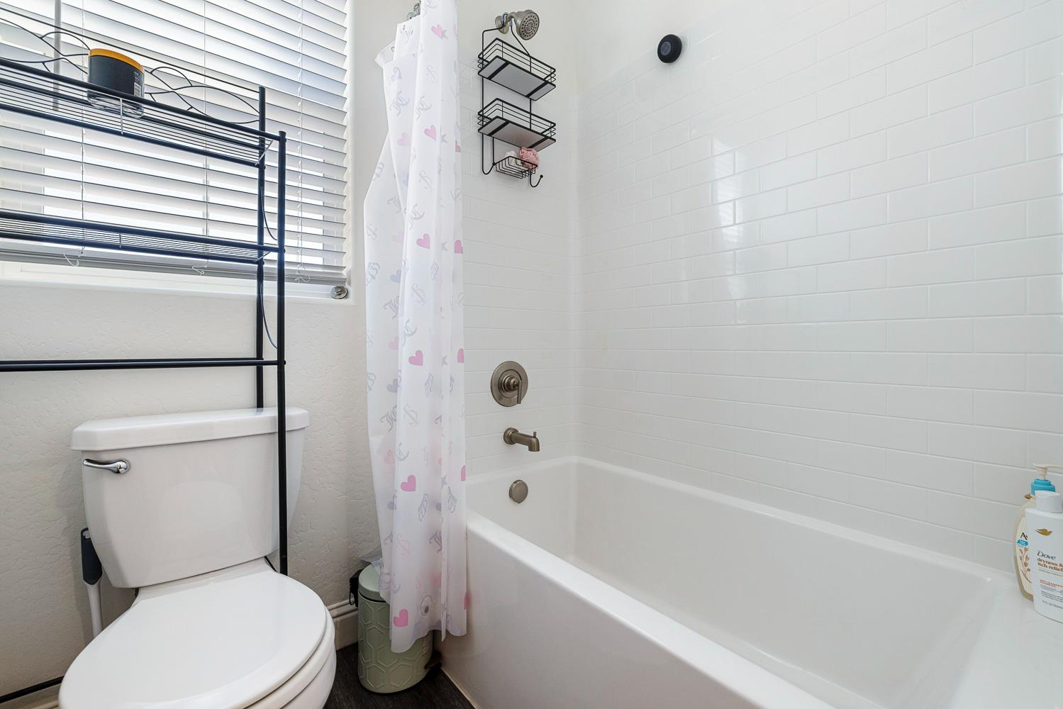 4167 Poe Ave, Clovis, CA 93619