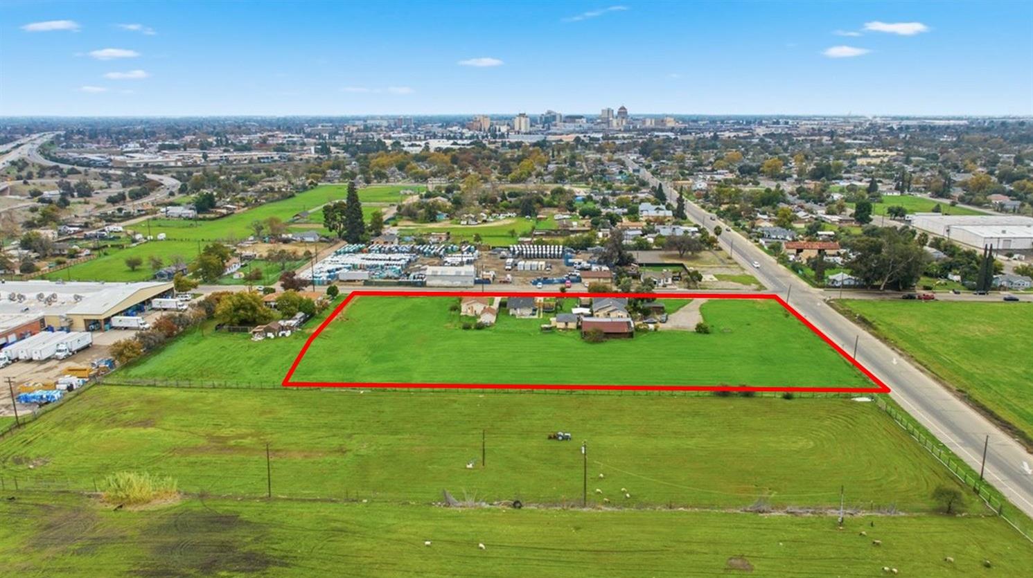 630 S Fruit Ave, Fresno, CA 93706