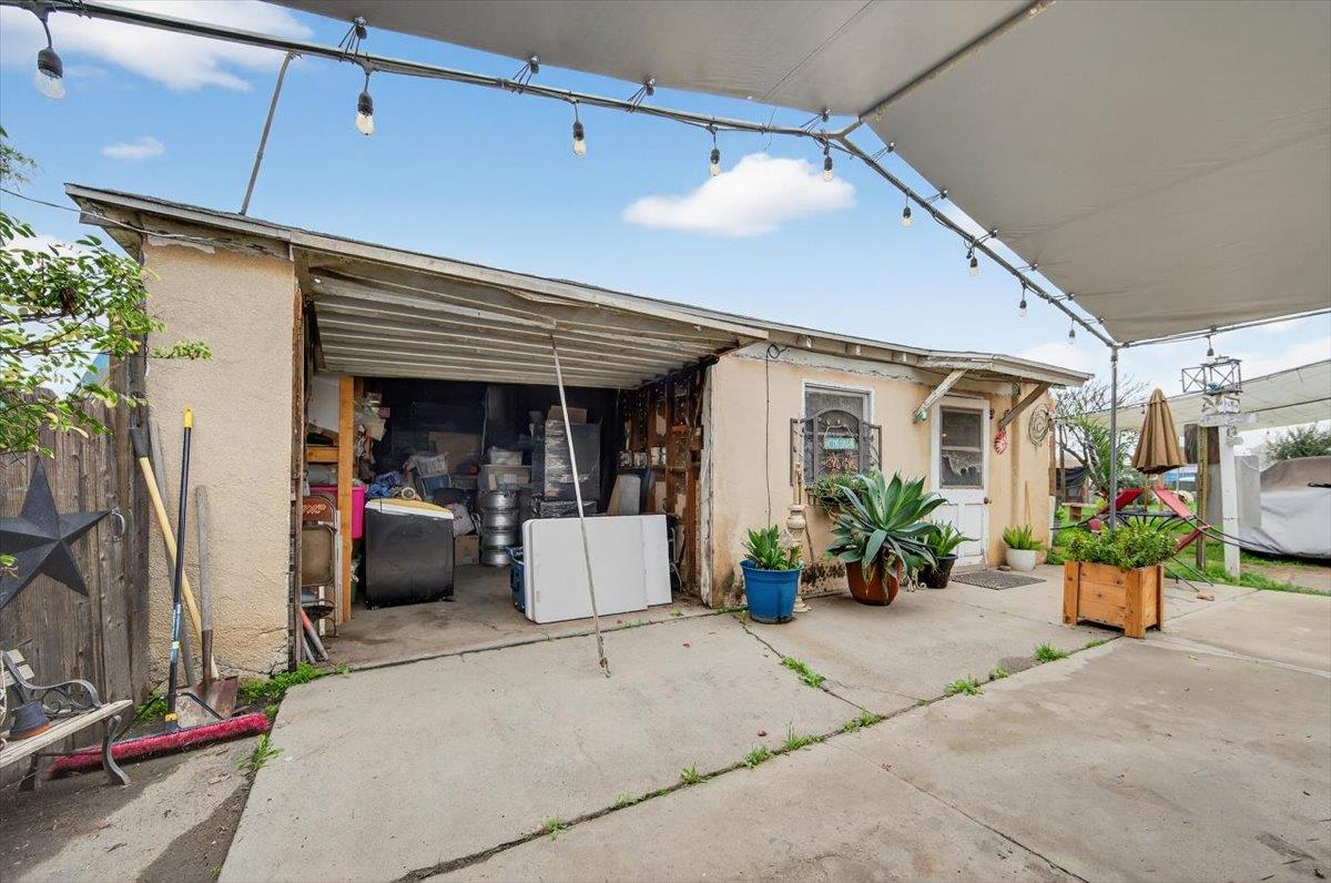 630 S Fruit Ave, Fresno, CA 93706