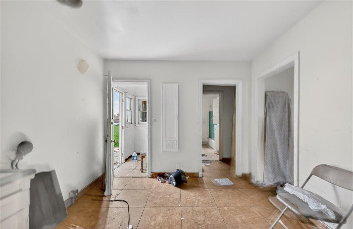 630 S Fruit Ave, Fresno, CA 93706
