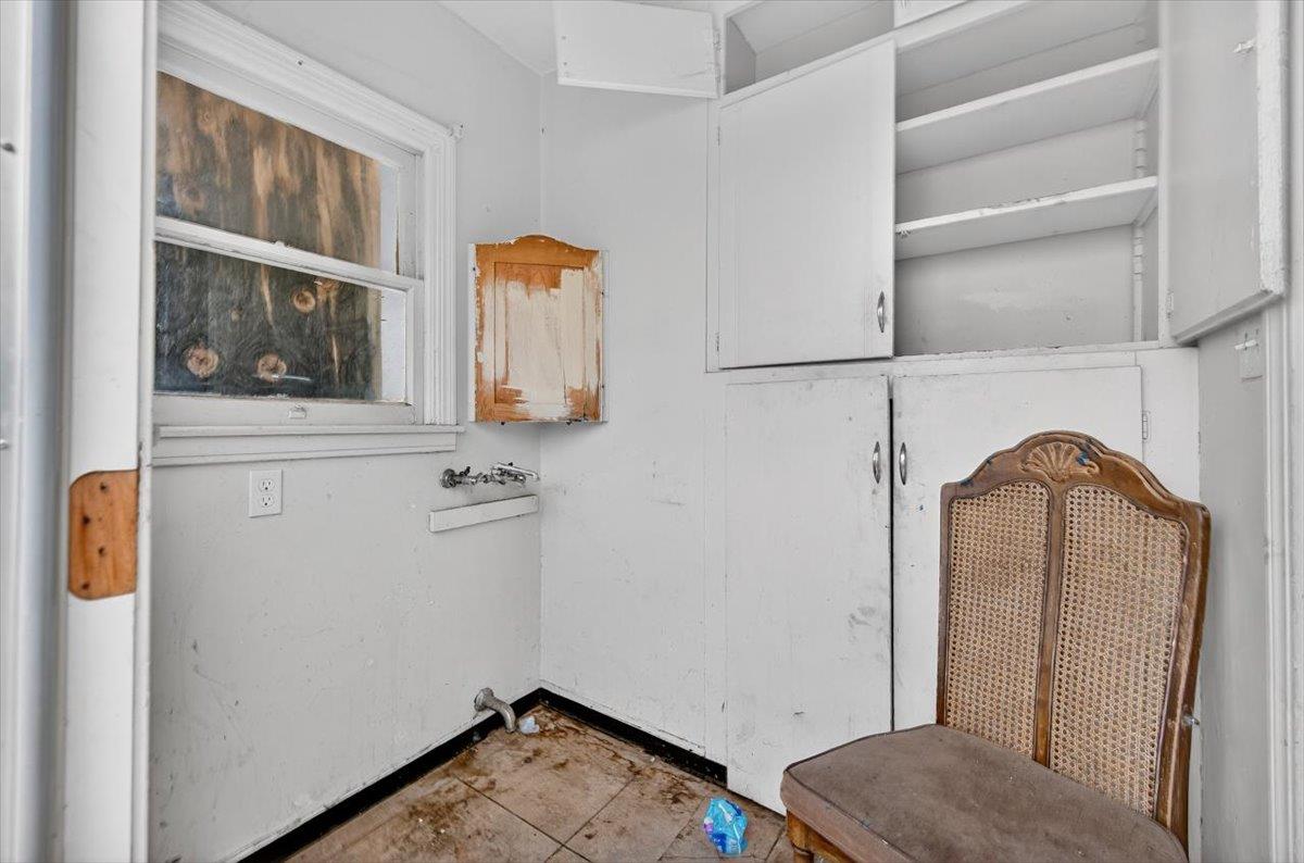 630 S Fruit Ave, Fresno, CA 93706