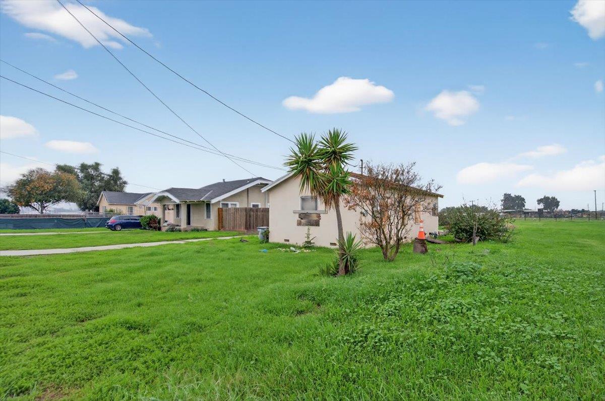 630 S Fruit Ave, Fresno, CA 93706