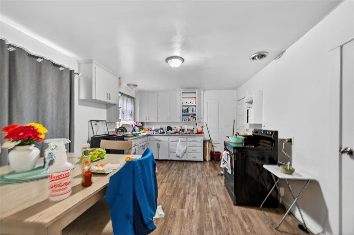 630 S Fruit Ave, Fresno, CA 93706