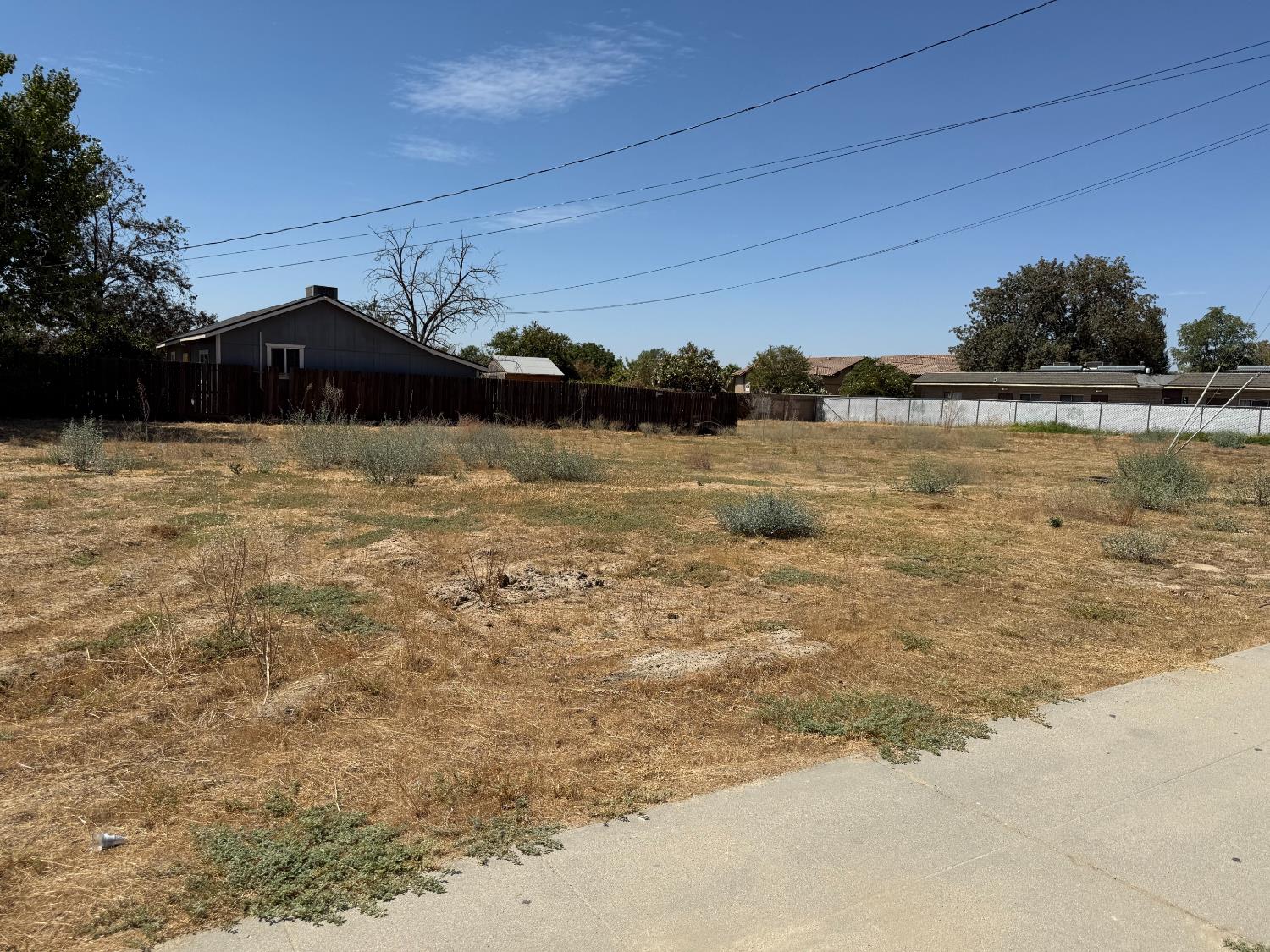 2707 Wright St, Selma, CA 93662