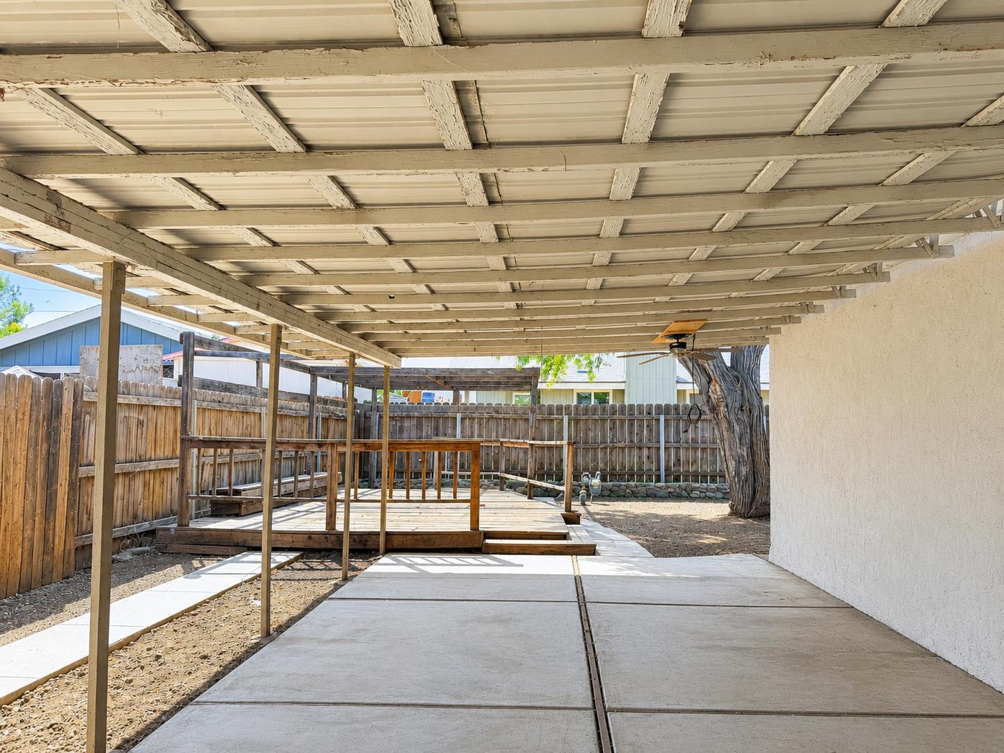 1075 N Princeton Ave, Coalinga, CA 93210