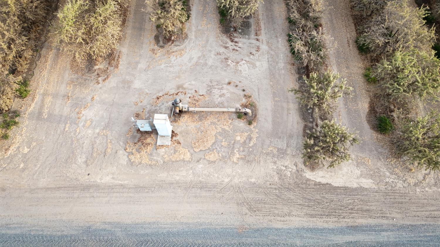 1 Avenue 120, Tipton, CA 93272
