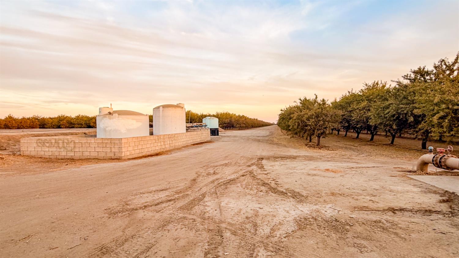 1 Avenue 120, Tipton, CA 93272