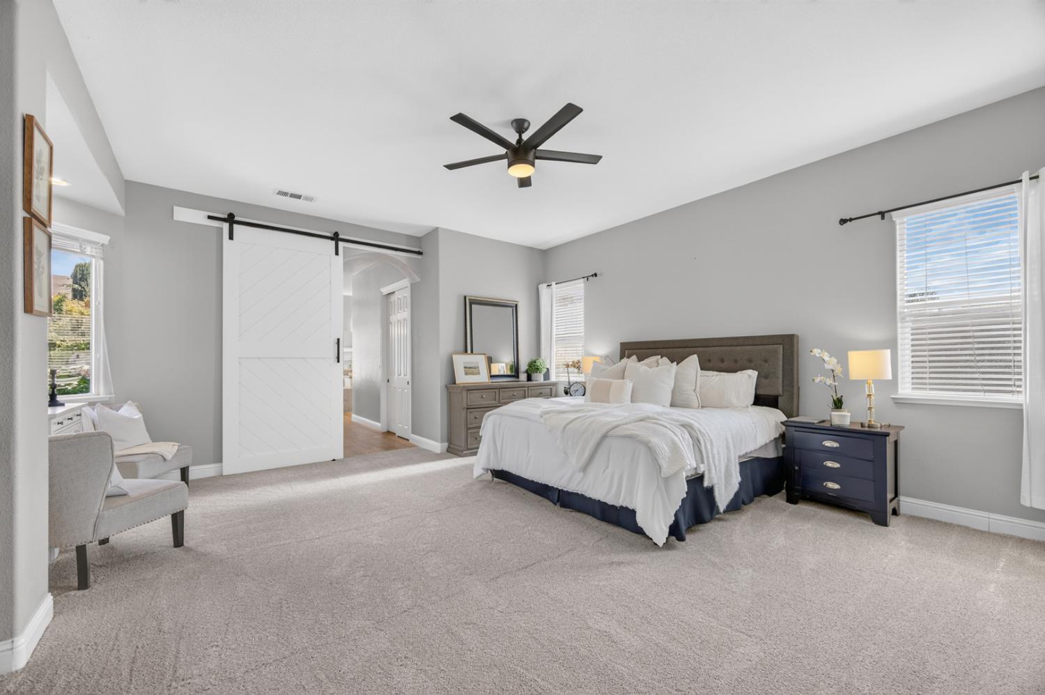 1945 N Greenfield Ave, Clovis, CA 93619