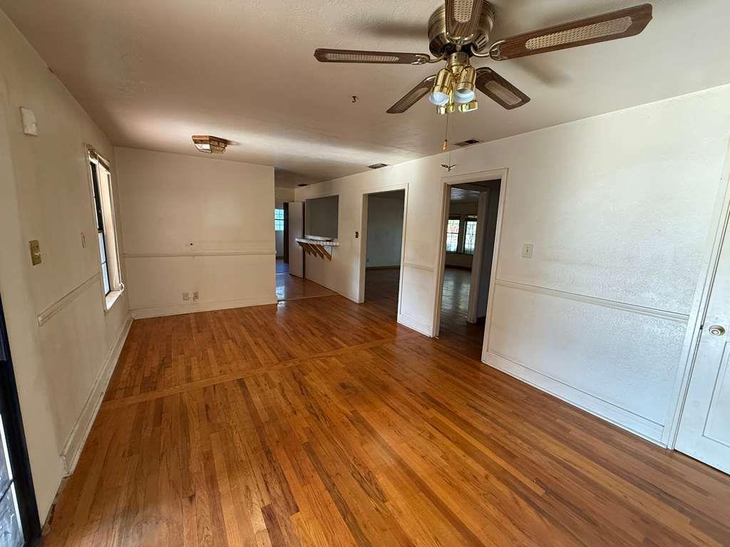 3116 N Arthur Ave, Fresno, CA 93705