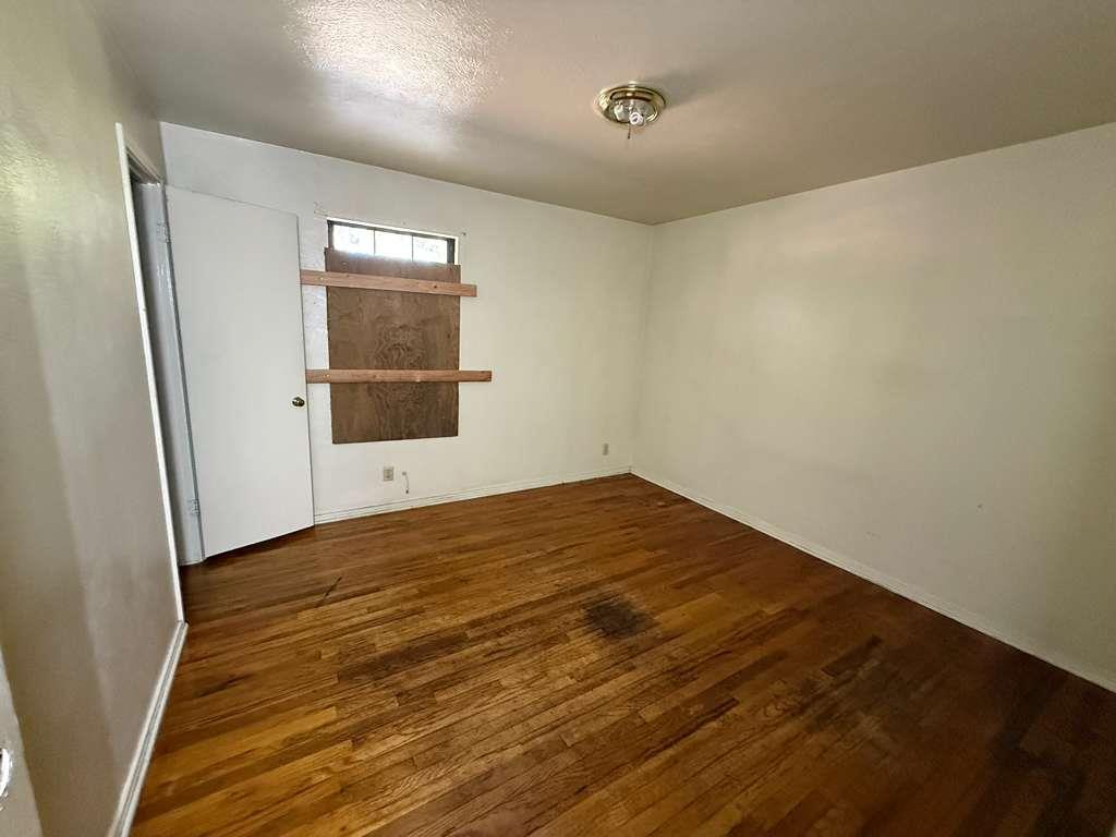 3116 N Arthur Ave, Fresno, CA 93705