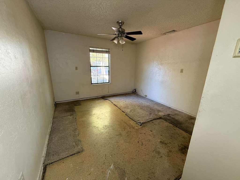 3116 N Arthur Ave, Fresno, CA 93705