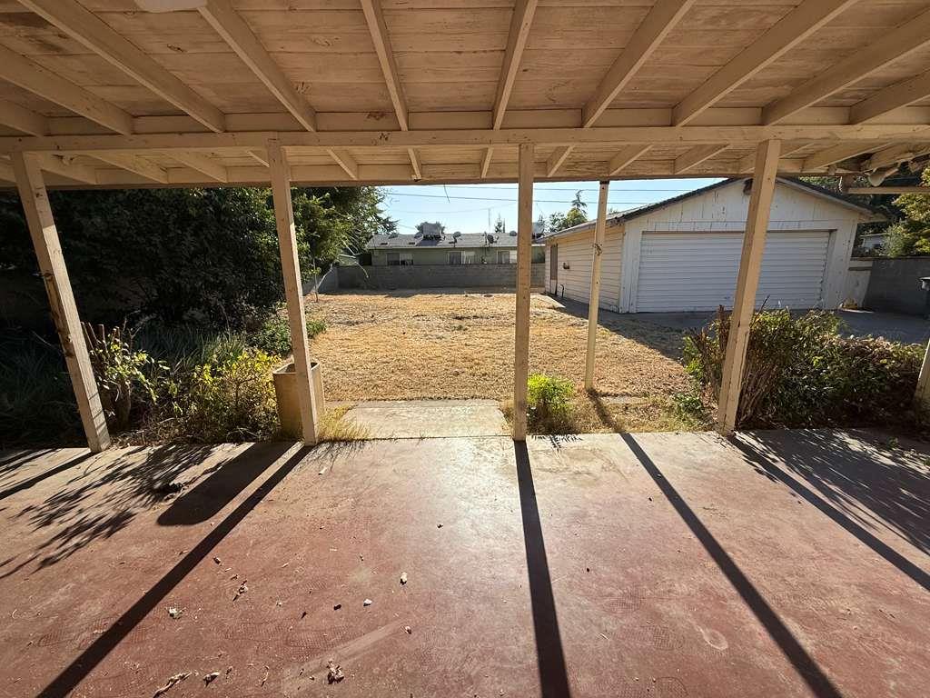 3116 N Arthur Ave, Fresno, CA 93705