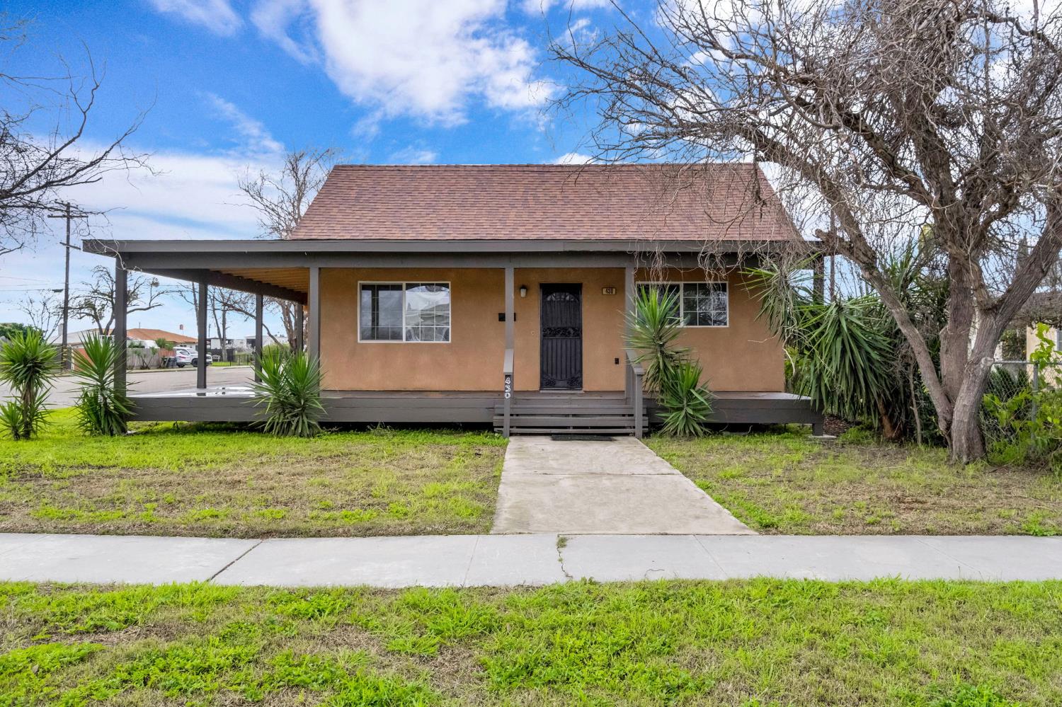 430 S 6Th St, Fowler, CA 93625