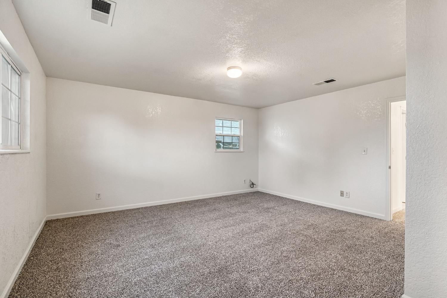 430 S 6Th St, Fowler, CA 93625