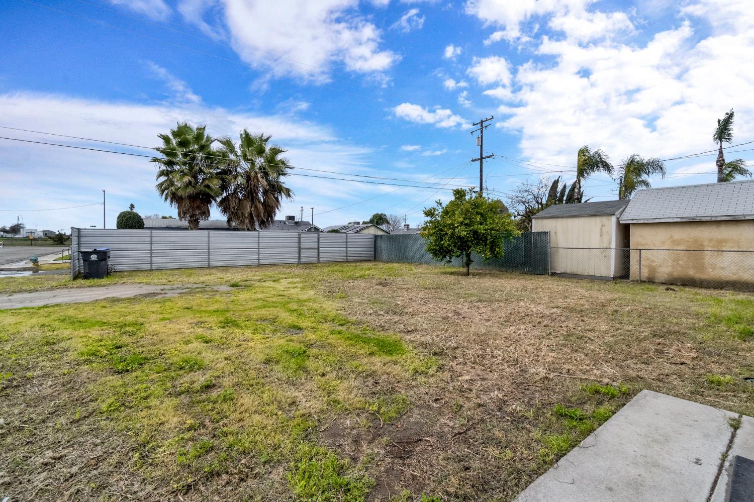 430 S 6Th St, Fowler, CA 93625