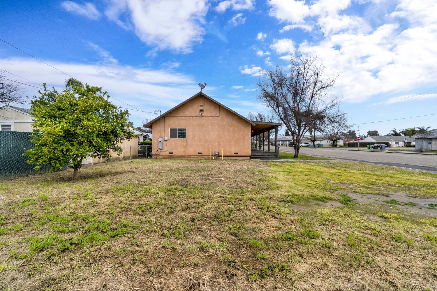 430 S 6Th St, Fowler, CA 93625