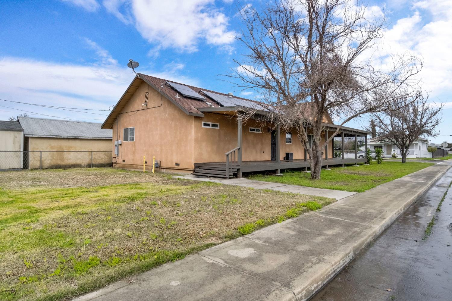 430 S 6Th St, Fowler, CA 93625