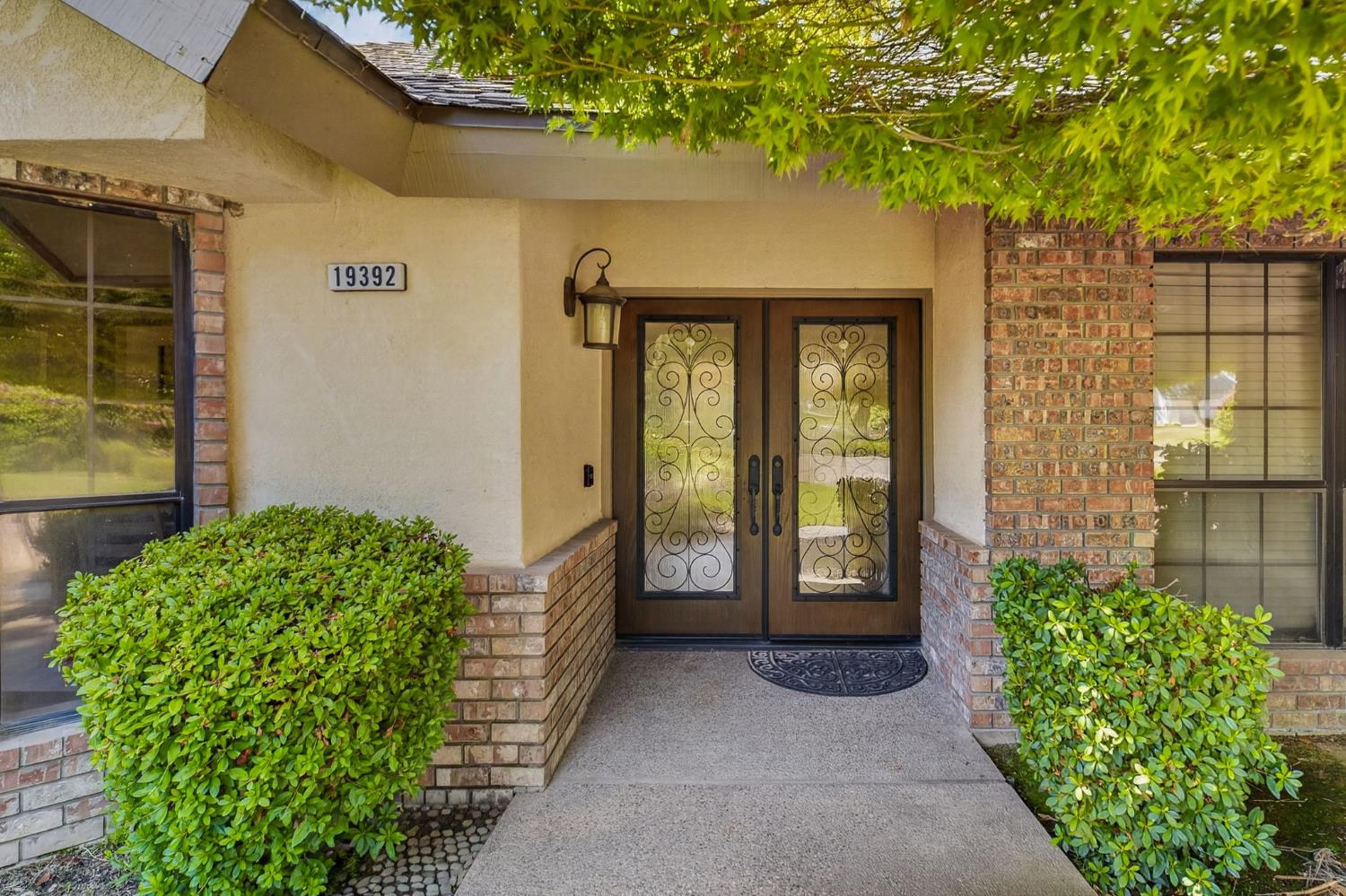 19392 Farallon Rd, Madera, CA 93638