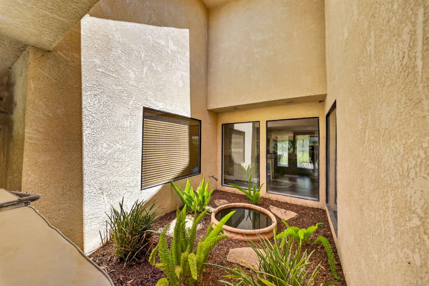 19392 Farallon Rd, Madera, CA 93638