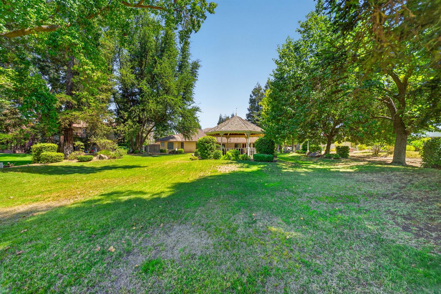 19392 Farallon Rd, Madera, CA 93638