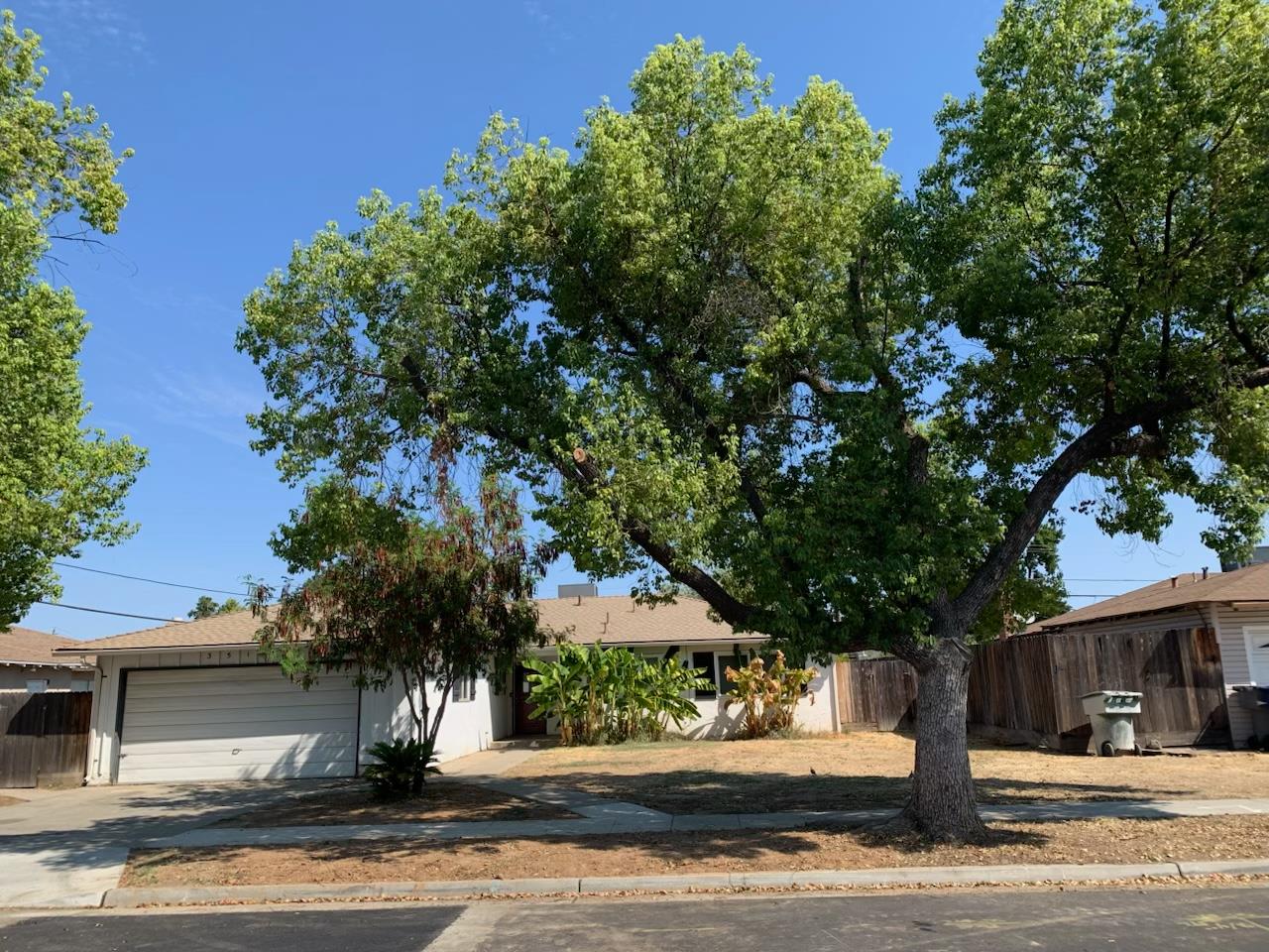 3511 E Rialto Ave, Fresno, CA 93726