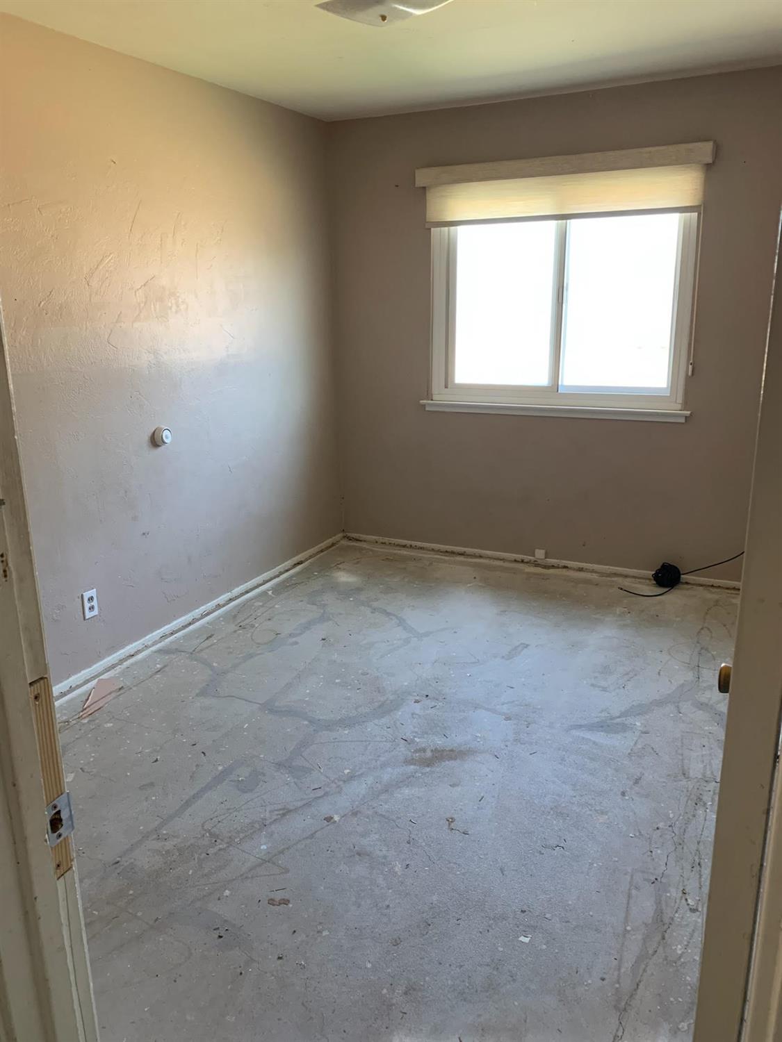3511 E Rialto Ave, Fresno, CA 93726