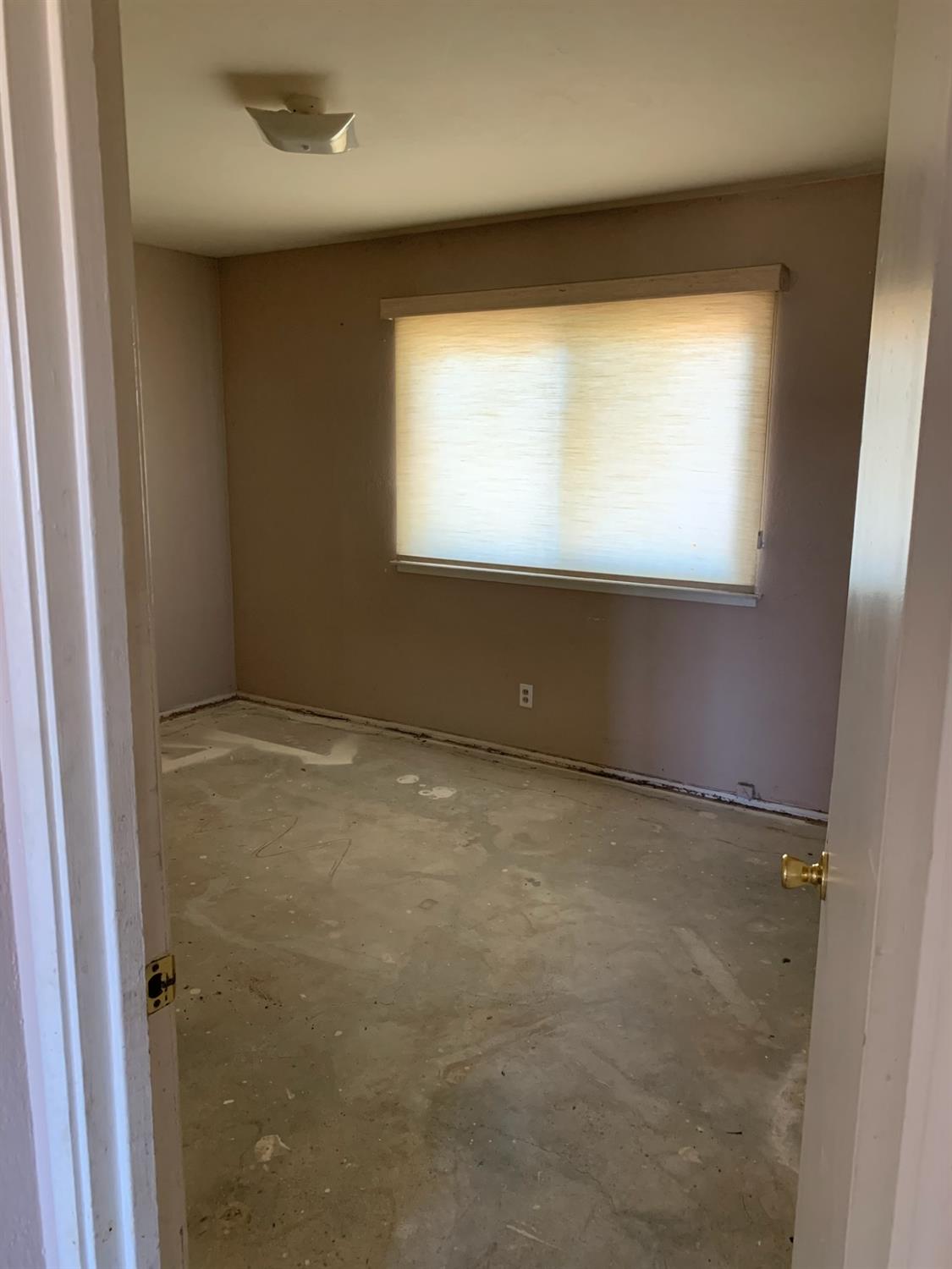 3511 E Rialto Ave, Fresno, CA 93726