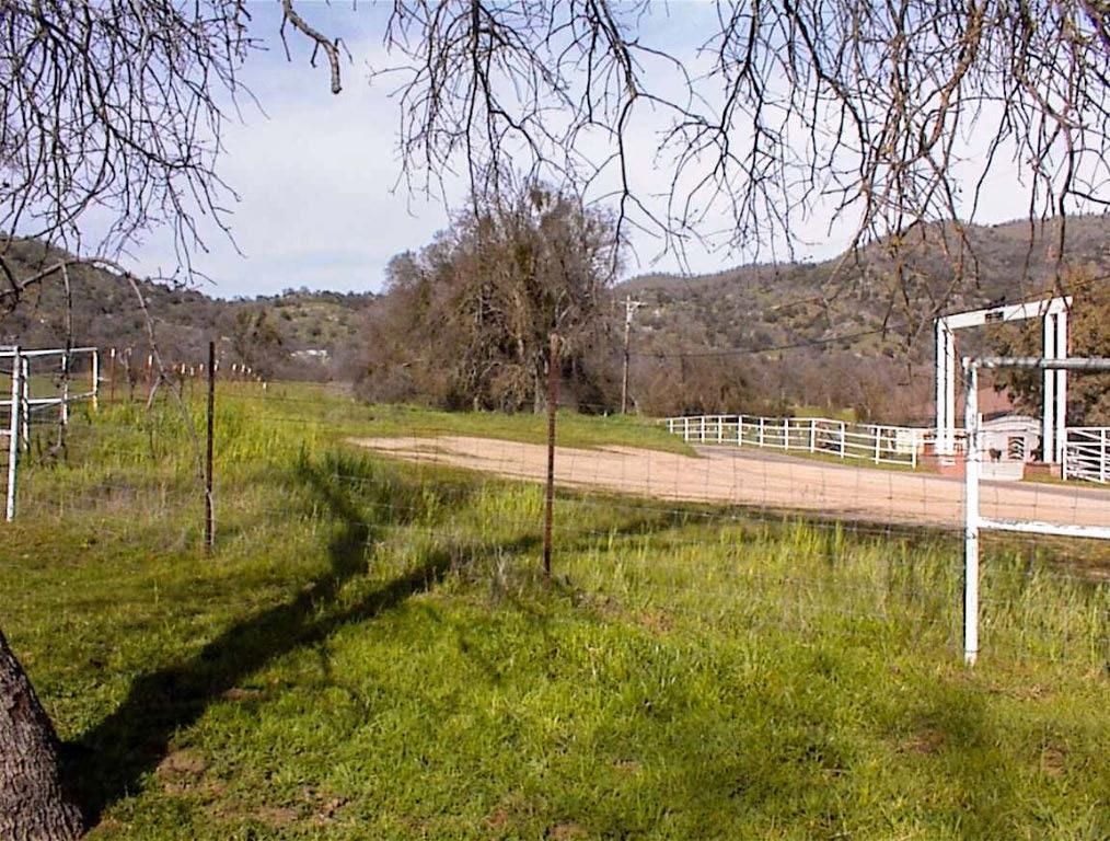 35900 Hopewell Rd, Yokuts Valley, CA 93675