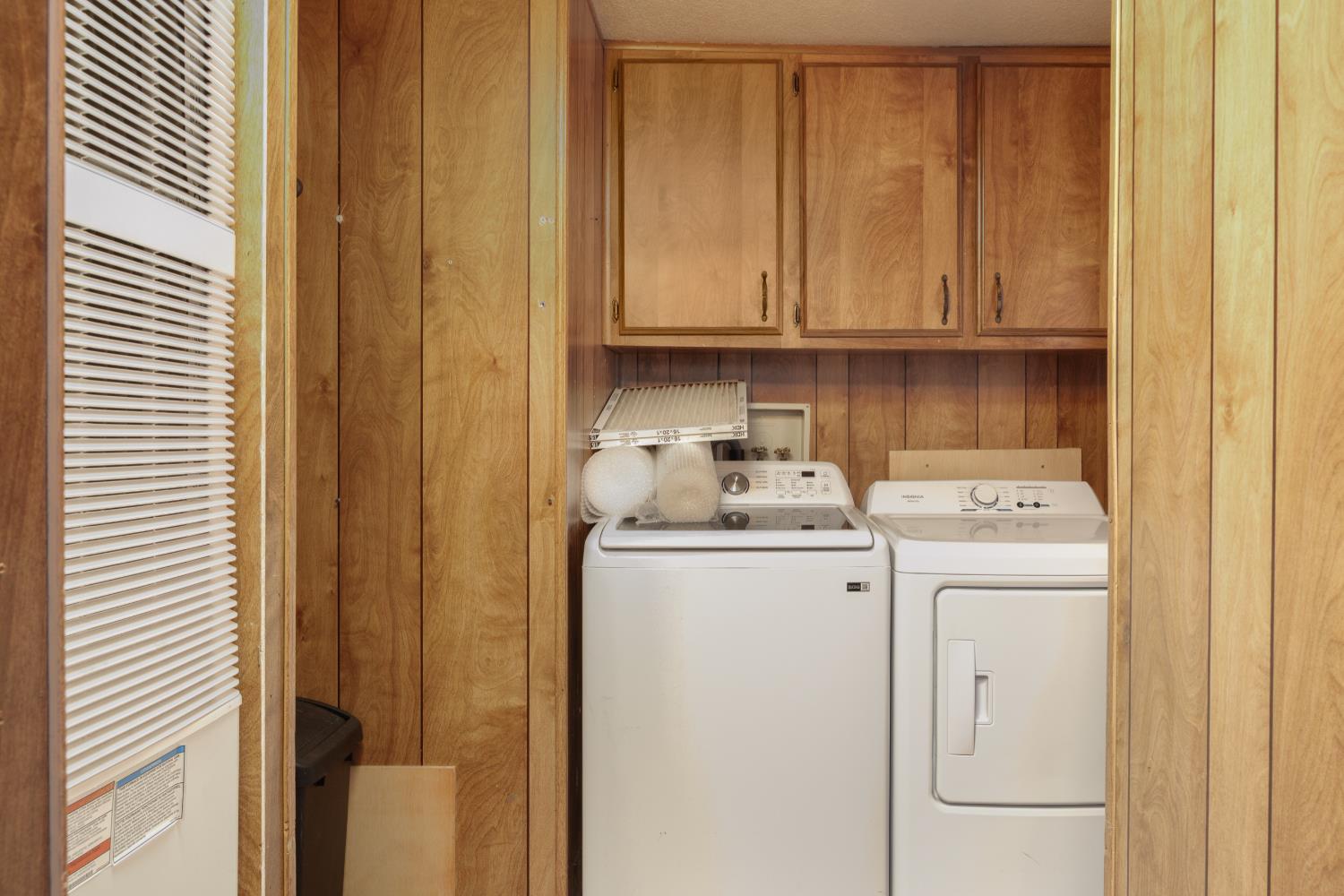 860 E Grangeville Blvd #44, Hanford, CA 93230