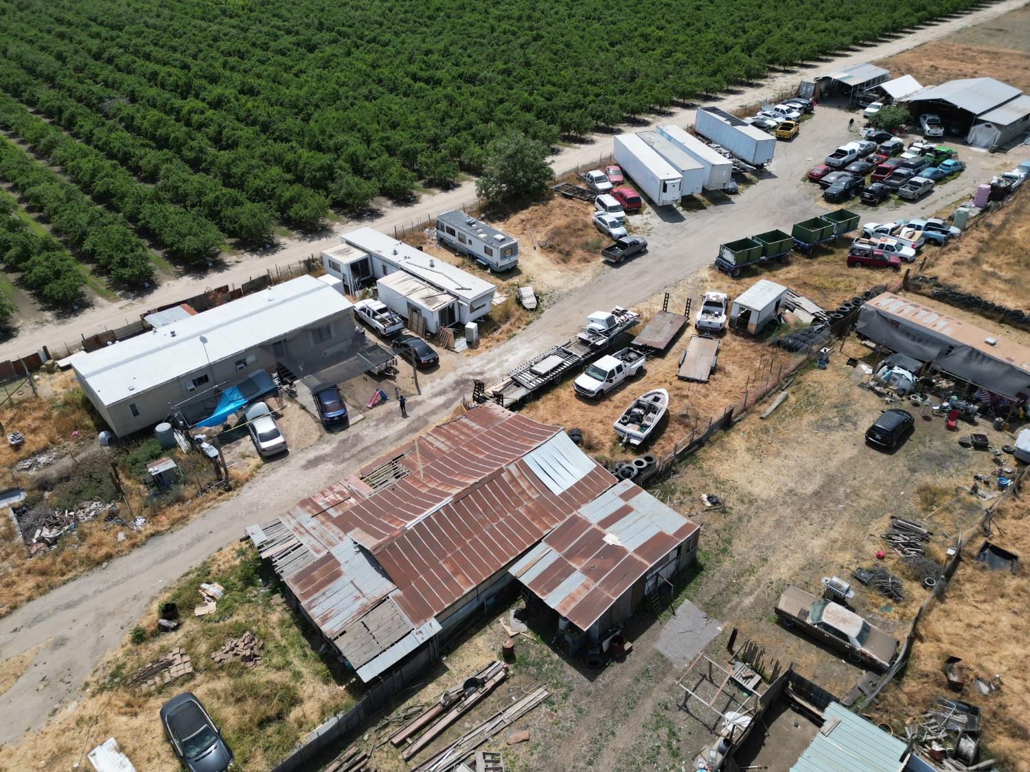 2501 S Marks Ave, Fresno, CA 93706