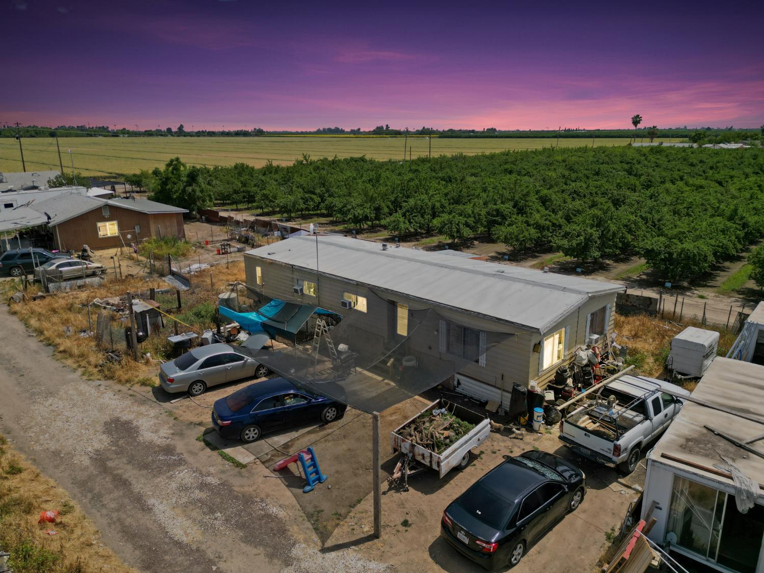 2501 S Marks Ave, Fresno, CA 93706