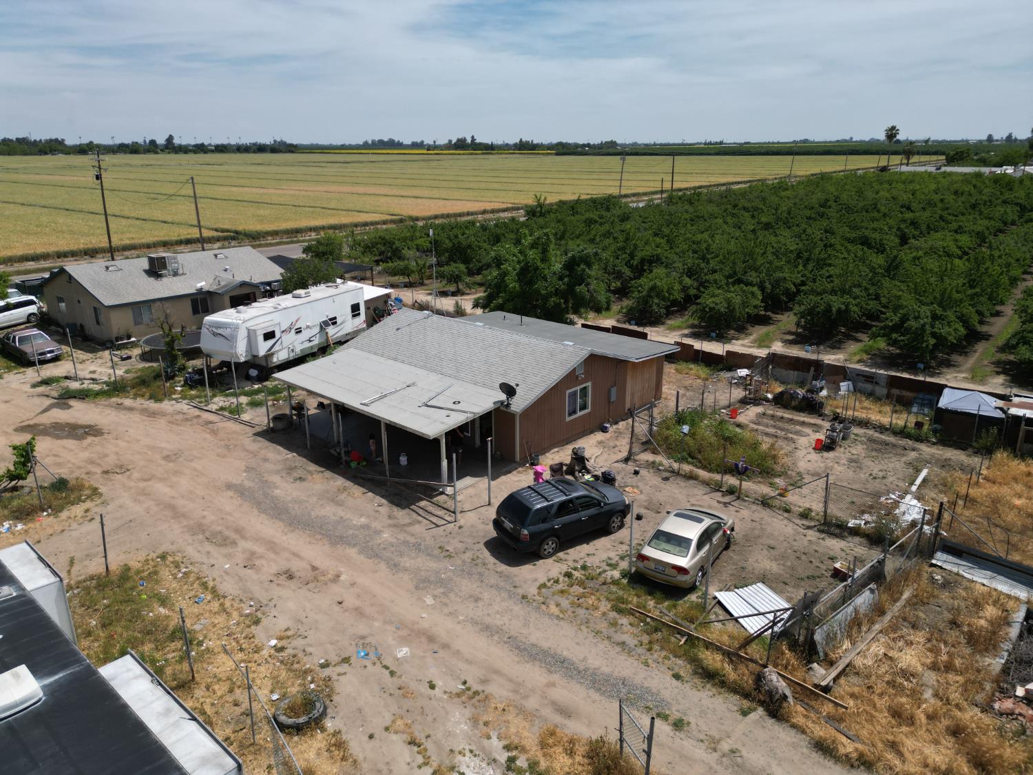 2501 S Marks Ave, Fresno, CA 93706